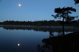 Aftenstemning ved søen